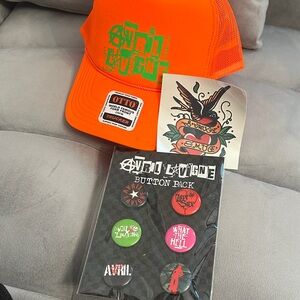 Avril Lavigne hat and pins